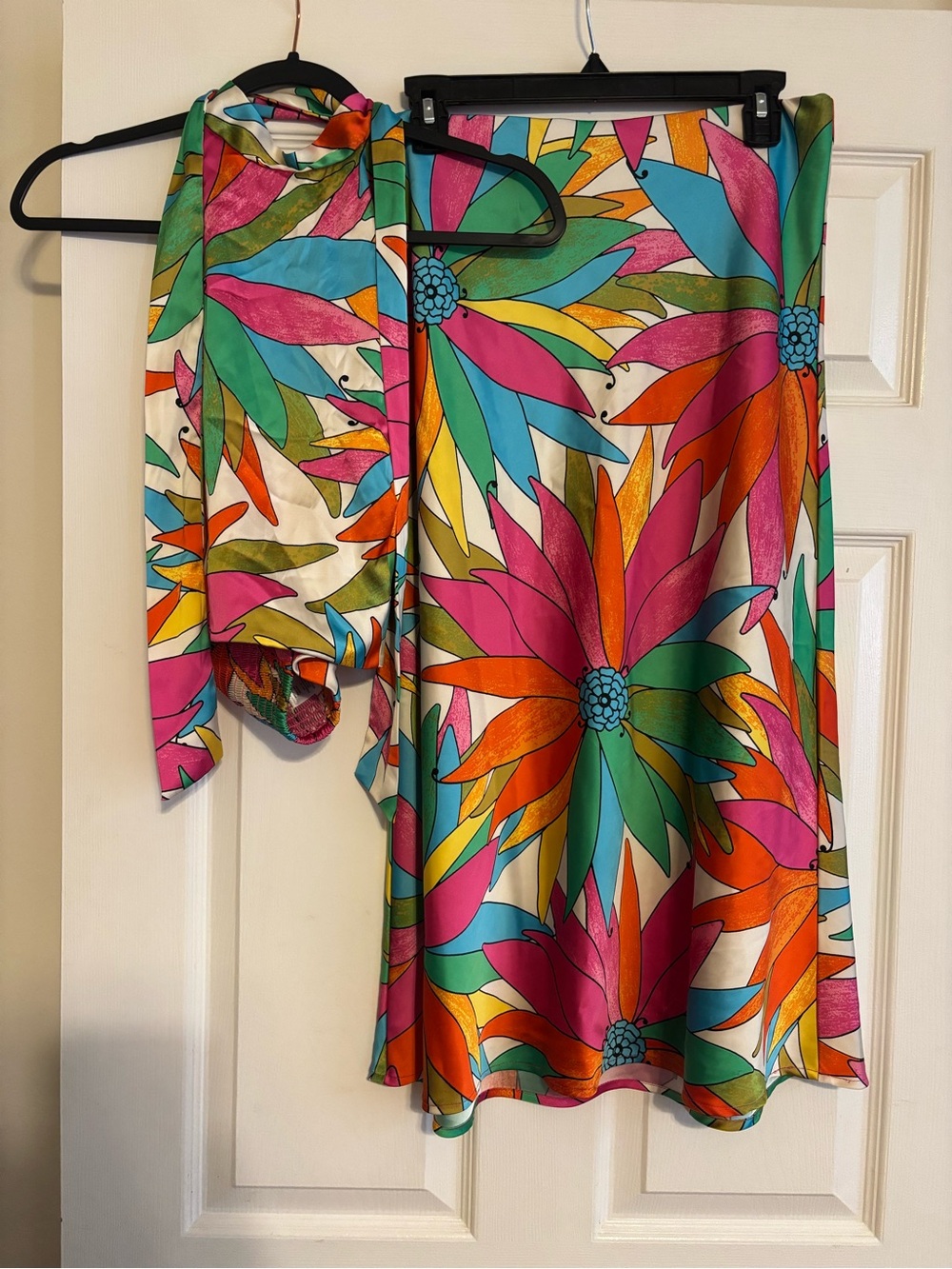 Bold Tropical Floral Midi Skirt Set - Multi-Color